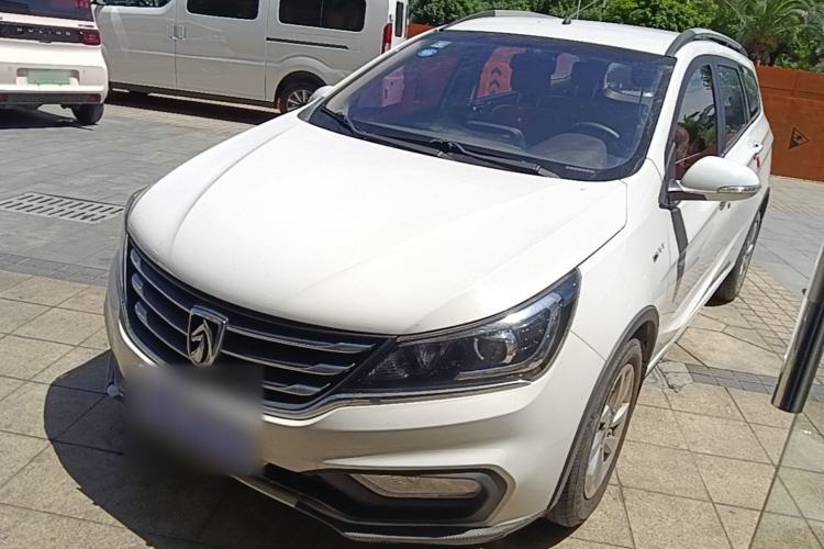Used Baojun 310W 2017 1.5L Manual Fashion Model China V Guazi used car, China used car export, Used car for sale, Used  cars, Cheapest cars for sale