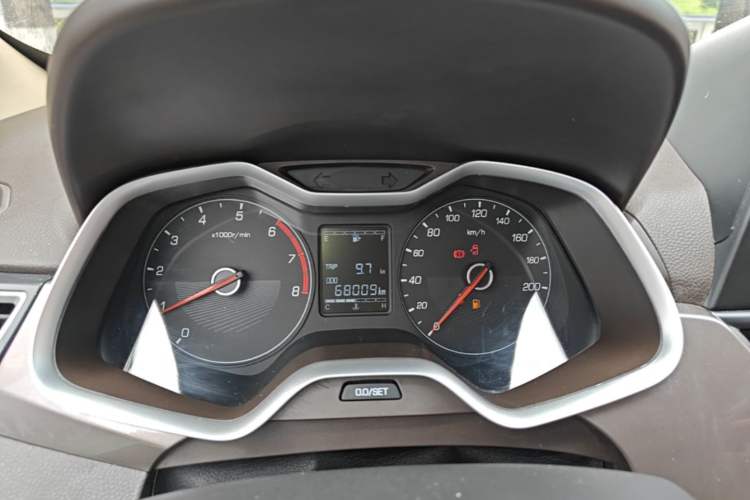 Used Baojun 310W 2017 1.5L Manual Comfort Version China V Instrument Cluster