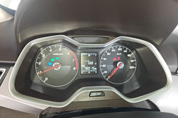 Used Baojun 310W 2017 1.5L Manual Comfort Version China V Instrument Cluster