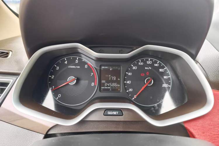 Used Baojun 310W 2017 1.5L Manual Comfort Version China V Instrument Cluster