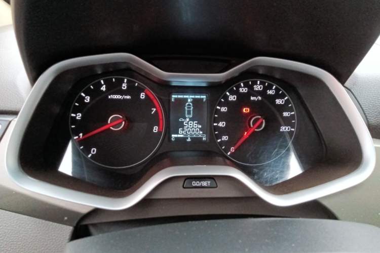 Used Baojun 310W 2017 1.5L Manual Comfort Version China VI Emission Standard Instrument Cluster