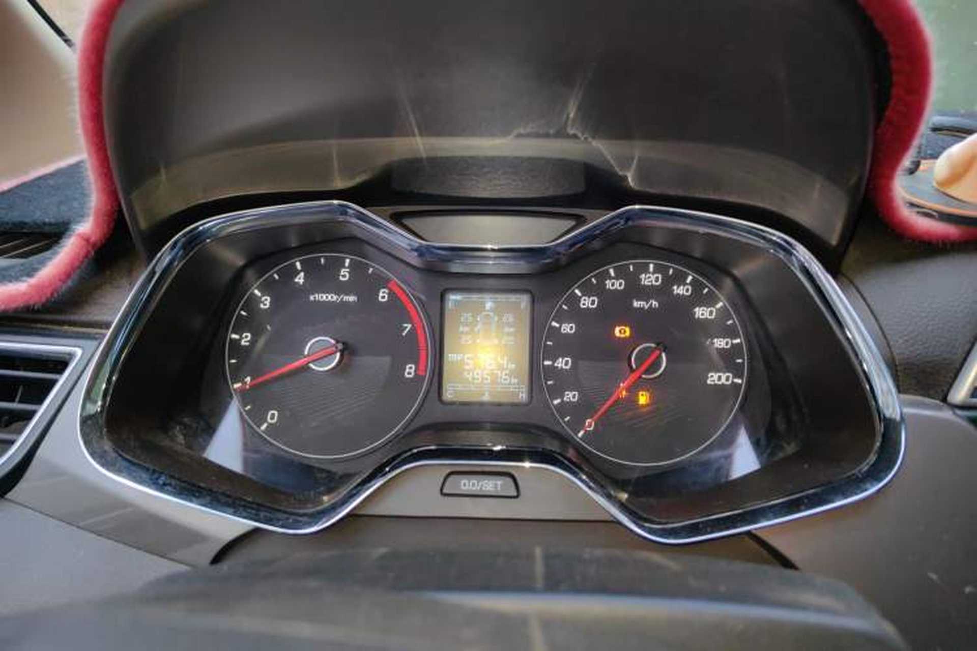 Used Baojun 310W 2017 1.5L Manual Fashion Model China V Instrument Cluster