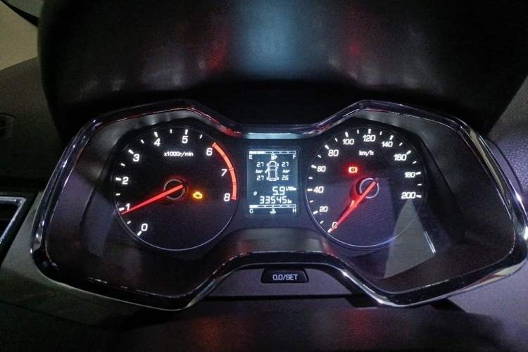 Used Baojun 310W 2017 1.5L Manual Fashion Edition China VI Instrument Cluster