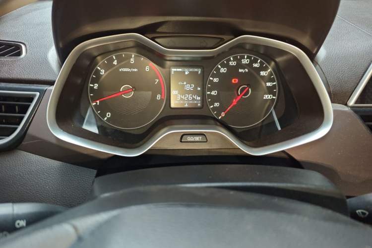 Used Baojun 310W 2017 1.5L Manual Comfort Version China V Instrument Cluster