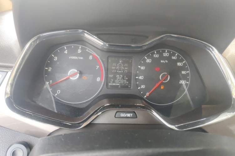 Used Baojun 310W 2017 1.5L Manual Fashion Edition China VI Instrument Cluster