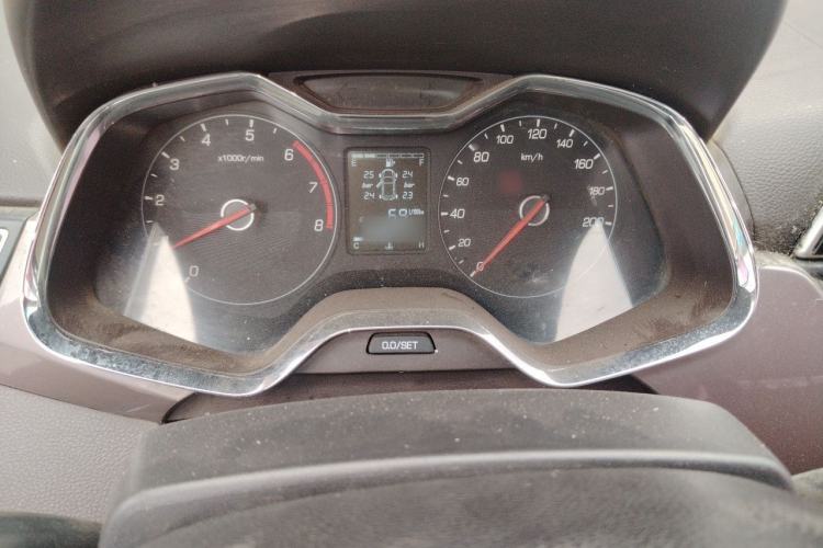 Used Baojun 310W 2017 1.5L Manual Fashion Model China V Instrument Cluster