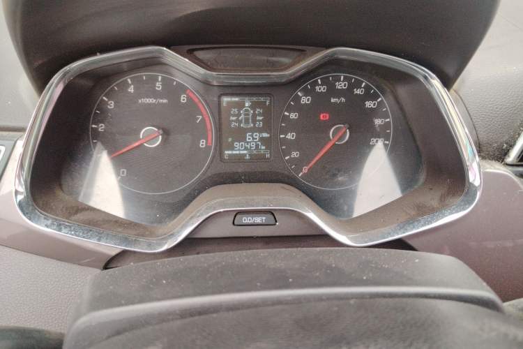 Used Baojun 310W 2017 1.5L Manual Fashion Model China V Instrument Cluster