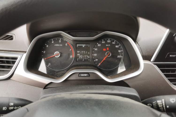 Used Baojun 310W 2017 1.5L Manual Comfort Version China V Instrument Cluster