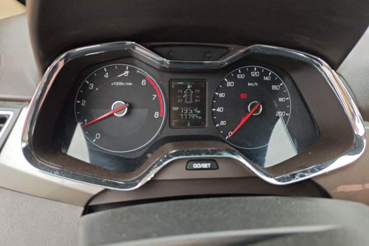 Used Baojun 310W 2017 1.5L Manual Fashion Model China V Instrument Cluster