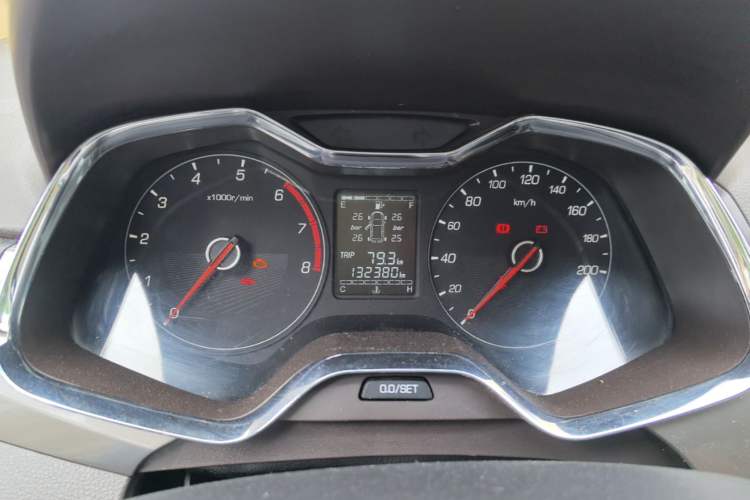 Used Baojun 310W 2017 1.5L Manual Fashion Model China V Instrument Cluster