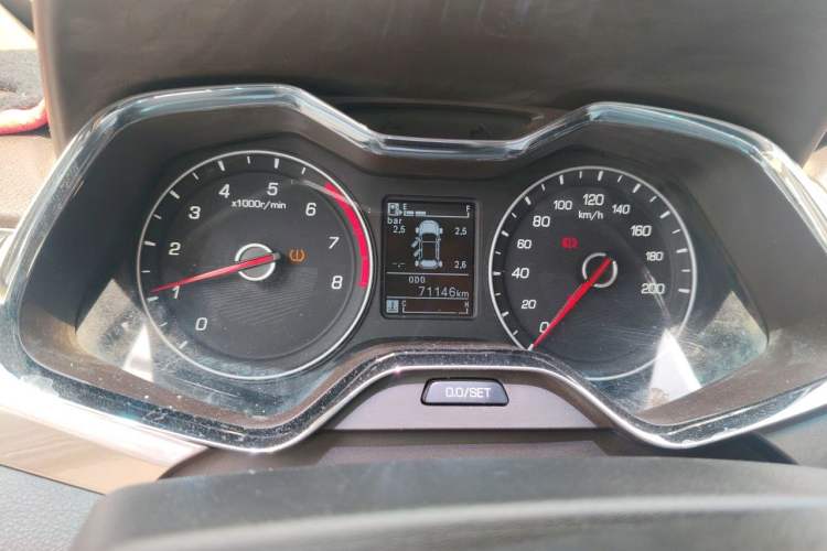 Used Baojun 310W 2017 1.5L Manual Luxury Edition China V Instrument Cluster