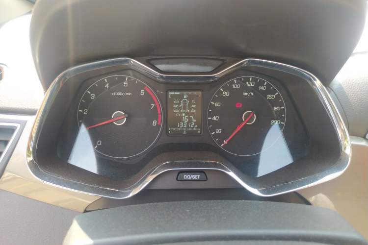Used Baojun 310W 2017 1.5L Manual Fashion Model China V Instrument Cluster
