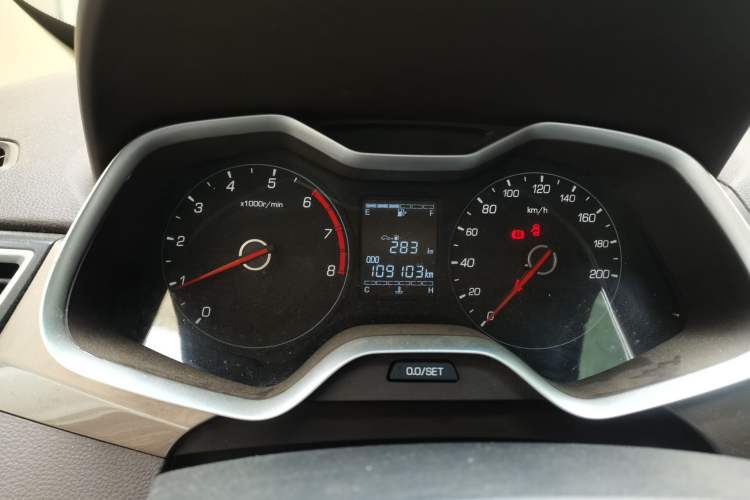 Used Baojun 310W 2017 1.5L Manual Comfort Version China V Instrument Cluster