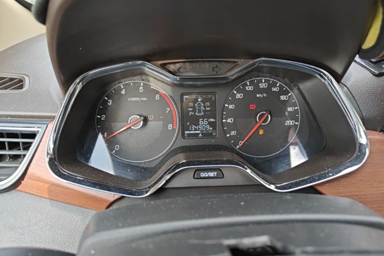Used Baojun 310W 2017 1.5L Manual Comfort Version China V Instrument Cluster