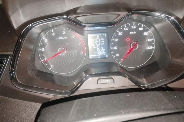 Used Baojun 310W 2017 1.5L Manual Fashion Model China V Instrument Cluster