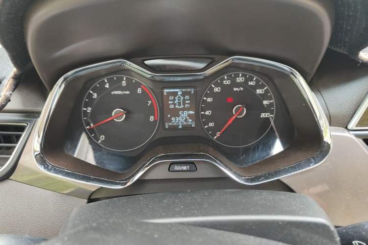 Used Baojun 310W 2017 1.5L Manual Luxury Edition China V Instrument Cluster