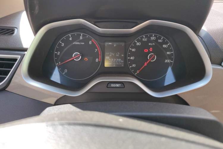 Used Baojun 310W 2017 1.5L Manual Comfort Version China V Instrument Cluster