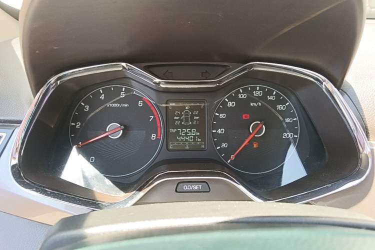 Used Baojun 310W 2017 1.5L Manual Fashion Model China V Instrument Cluster