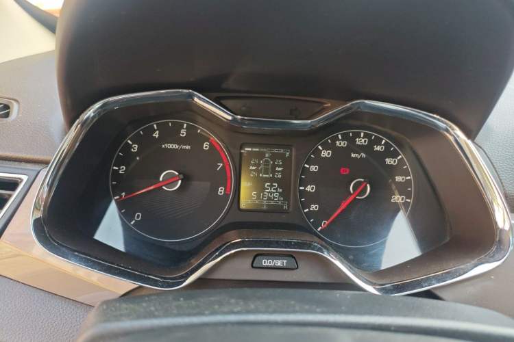 Used Baojun 310W 2017 1.5L Manual Fashion Model China V Instrument Cluster