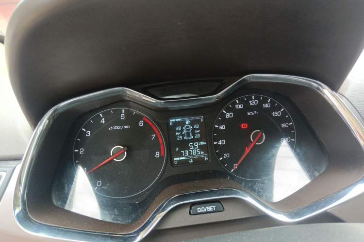 Used Baojun 310W 2017 1.5L Manual Fashion Model China V Instrument Cluster