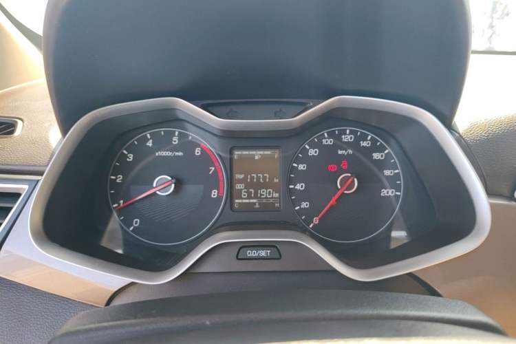 Used Baojun 310W 2017 1.5L Manual Comfort Version China V Instrument Cluster