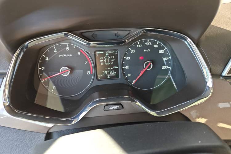 Used Baojun 310W 2017 1.5L Manual Fashion Model China V Instrument Cluster