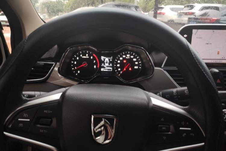 Used Baojun 310W 2017 1.5L Manual Luxury Version China VI Instrument Cluster