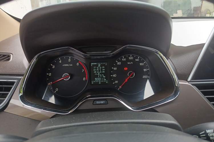 Used Baojun 310W 2017 1.5L Manual Fashion Model China V Instrument Cluster