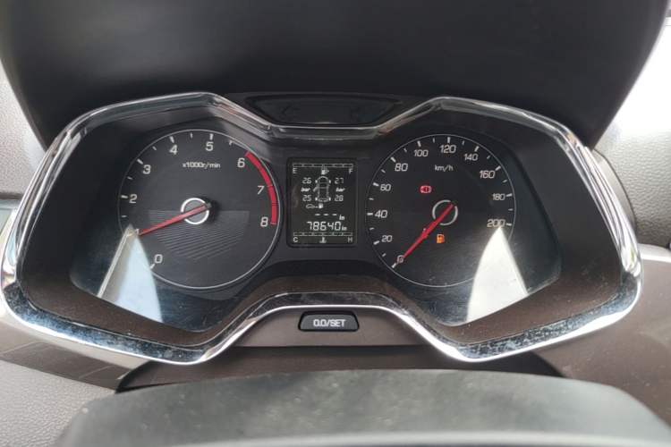 Used Baojun 310W 2017 1.5L Manual Fashion Model China V Instrument Cluster