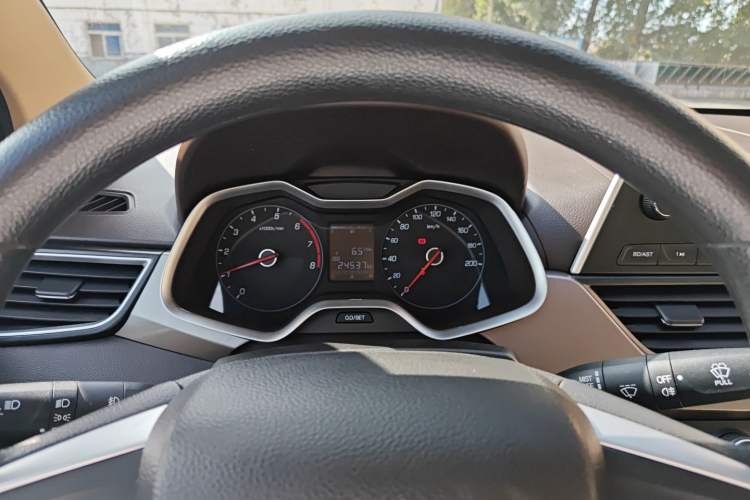 Used Baojun 310W 2017 1.5L Manual Comfort Version China V Instrument Cluster