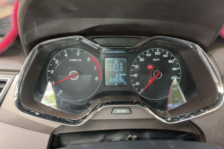 Used Baojun 310W 2017 1.5L Manual Fashion Model China V Instrument Cluster