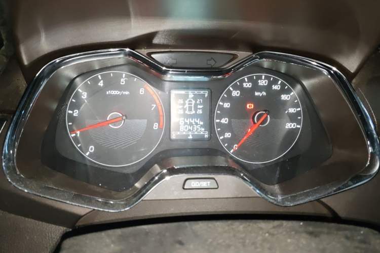 Used Baojun 310W 2017 1.5L Manual Fashion Model China V Instrument Cluster