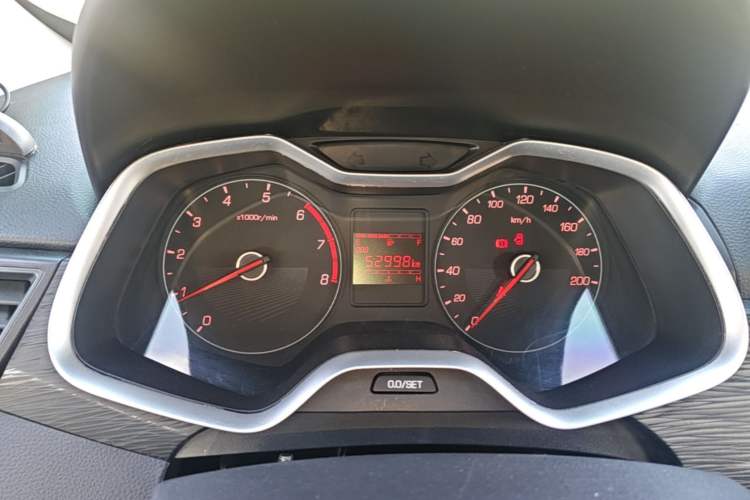 Used Baojun 310W 2017 1.2L Manual Value Edition China V Instrument Cluster