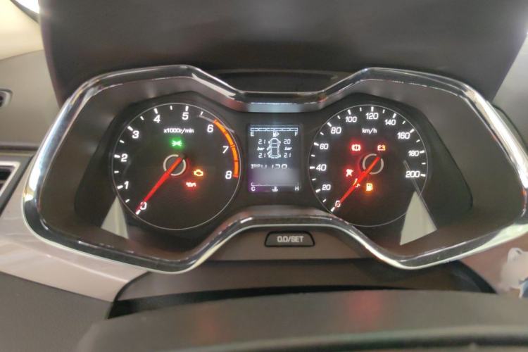 Used Baojun 310W 2017 1.5L Manual Fashion Model China V Instrument Cluster