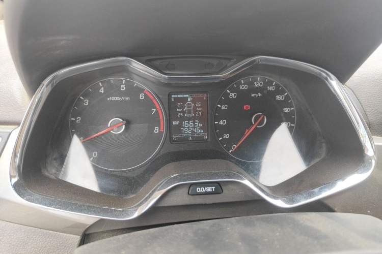 Used Baojun 310W 2017 1.5L Manual Fashion Model China V Instrument Cluster