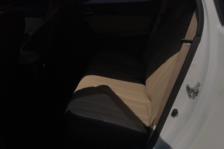 Used Baojun 310W 2017 1.5L Manual Fashion Model China V Interior 1