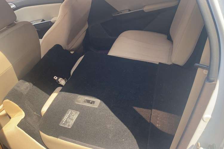 Used Baojun 310W 2017 1.5L Manual Comfort Version China V Interior 1