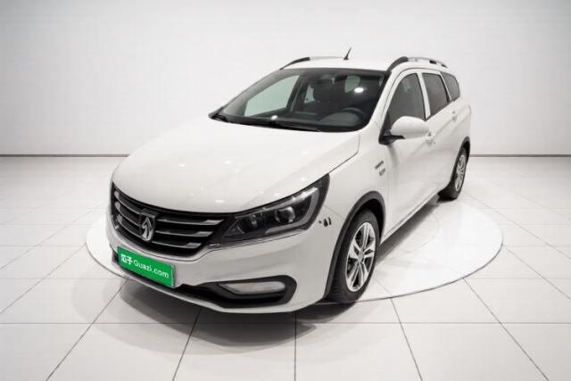 Used Baojun 310W 2017 1.5L Manual Comfort Version China VI Emission Standard