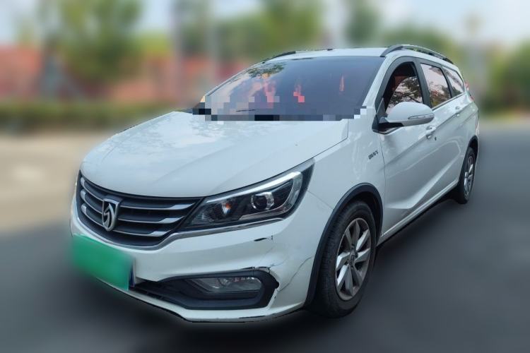Used Baojun 310W 2017 1.5L Manual Fashion Model China V Guazi used car, China used car export, Used car for sale, Used cars, Cheapest cars for sale