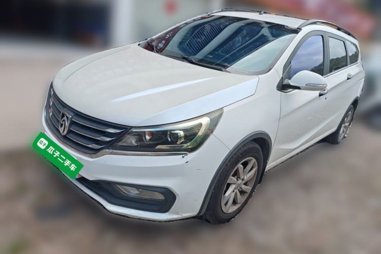 Used Baojun 310W 2017 1.5L Manual Fashion Edition China VI Guazi used car, China used car export, Used car for sale, Used  cars, Cheapest cars for sale