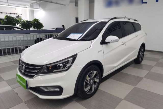 Used Baojun 310W 2017 1.5L Manual Luxury Edition China V