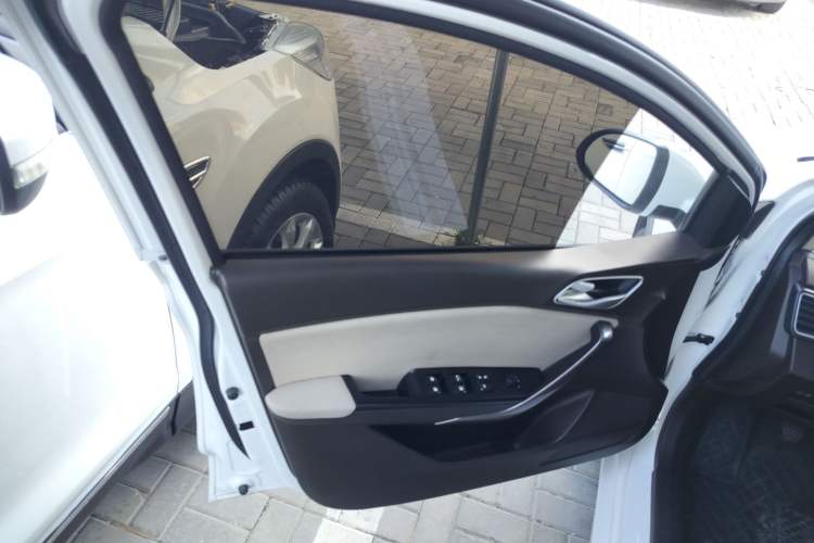 Used Baojun 310W 2017 1.5L Manual Comfort Version China V Left Front Door Interior