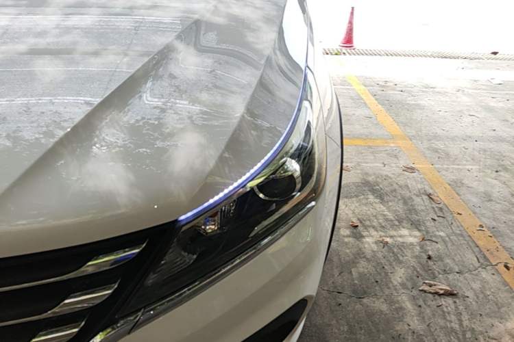 Used Baojun 310W 2017 1.5L Manual Fashion Model China V Left Front Headlight