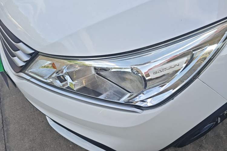 Used Baojun 310W 2017 1.2L Manual Value Edition China V Left Front Headlight