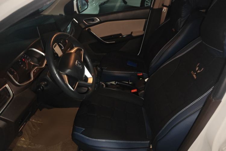 Used Baojun 310W 2017 1.5L Manual Comfort Version China V Left Front Seat