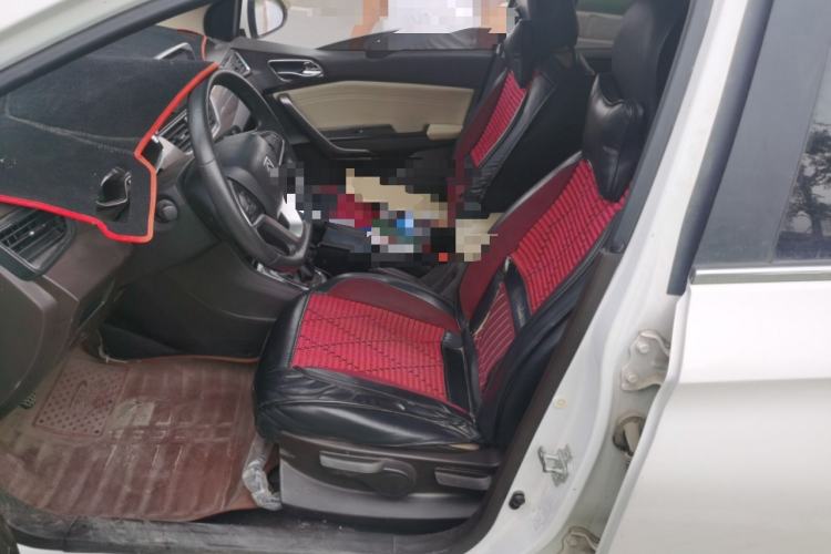 Used Baojun 310W 2017 1.5L Manual Fashion Model China V Left Front Seat