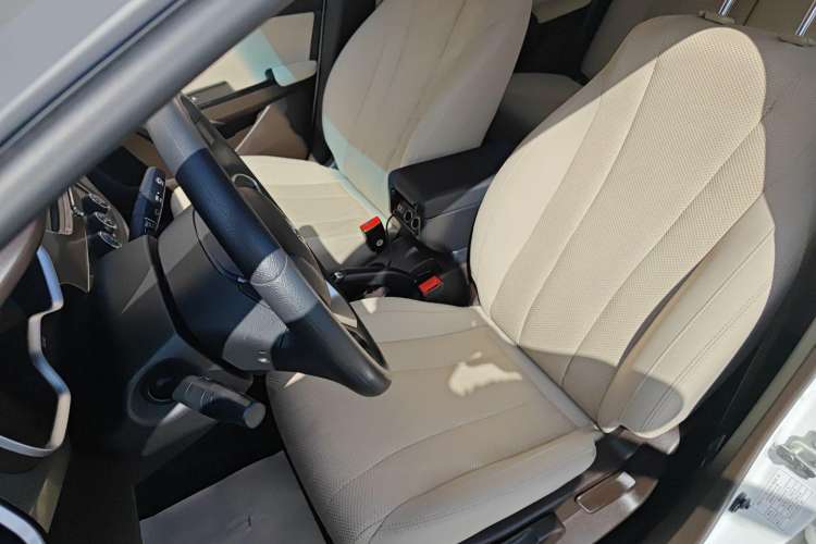Used Baojun 310W 2017 1.5L Manual Comfort Version China V Left Front Seat