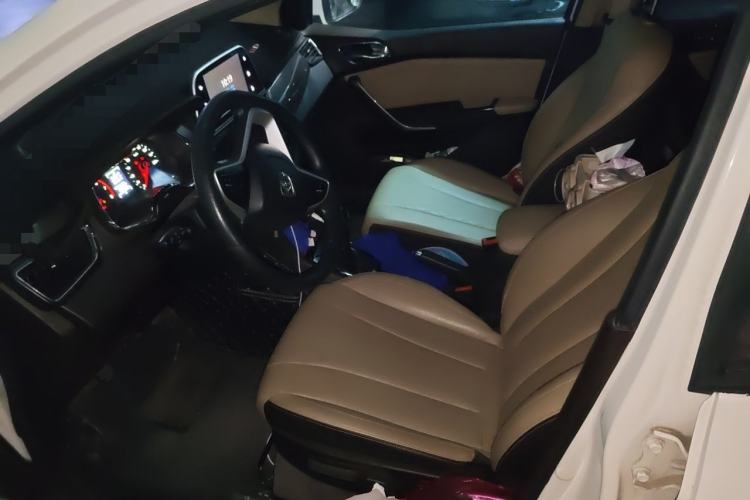 Used Baojun 310W 2017 1.5L Manual Fashion Model China V Left Front Seat