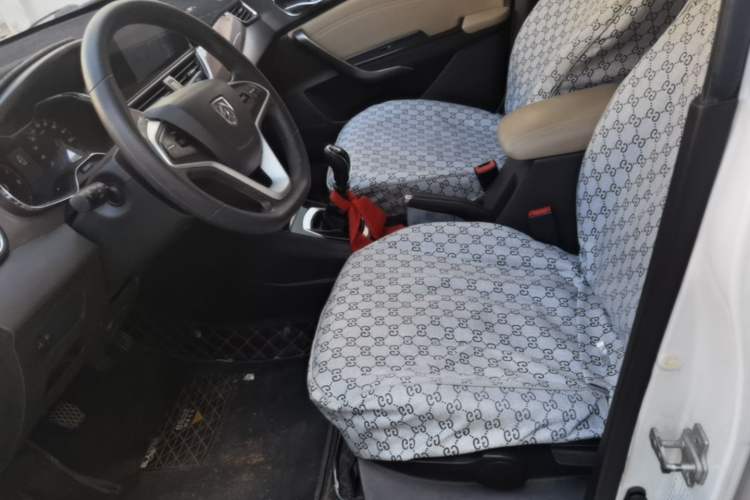 Used Baojun 310W 2017 1.5L Manual Fashion Model China V Left Front Seat