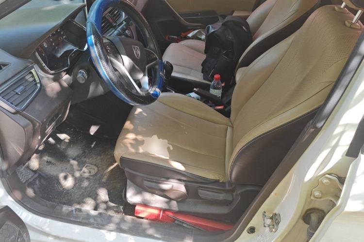 Used Baojun 310W 2017 1.5L Manual Fashion Model China V Left Front Seat